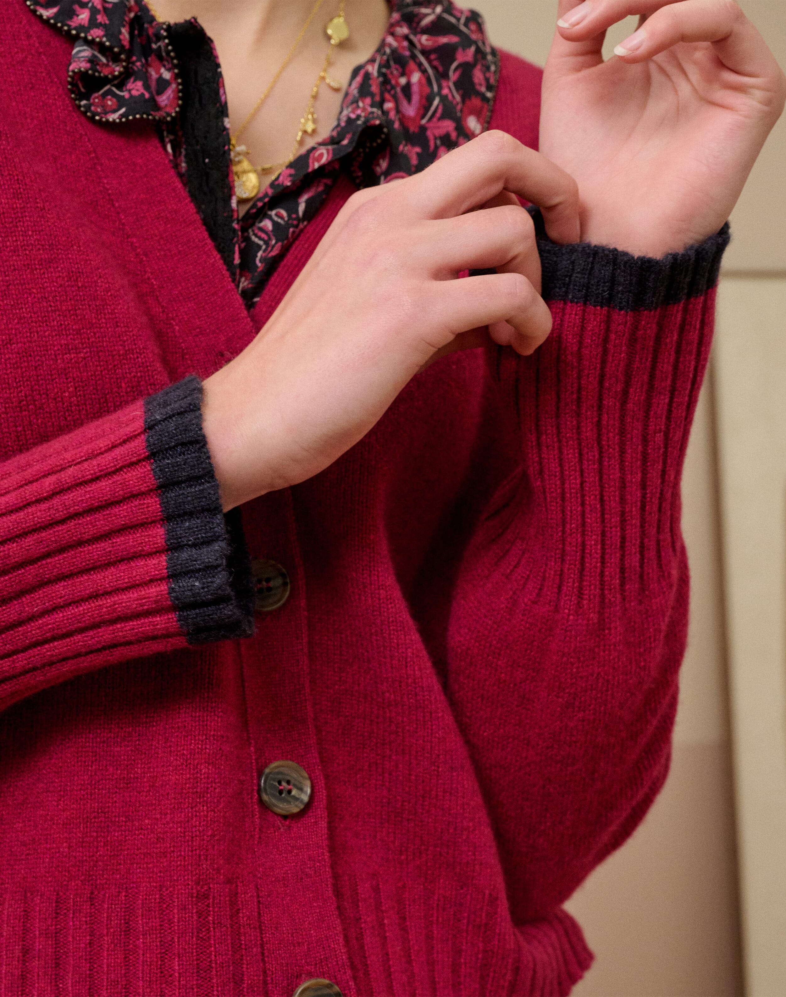 Scottish Cashmere V Neck Cardigan in Mulberry | Brora Clearance