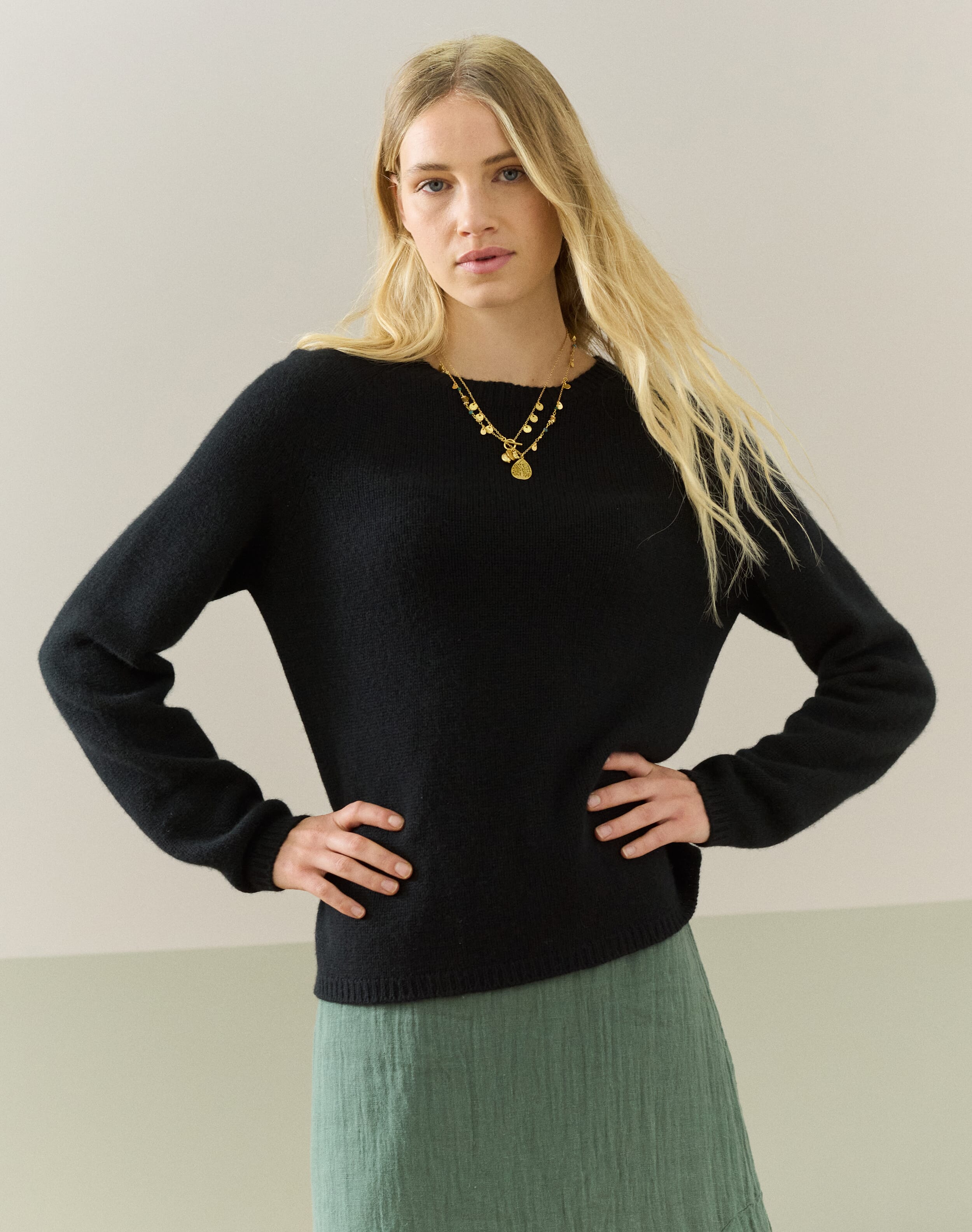 Brora Cashmere Jumper Black for Women  - Size: 16-18