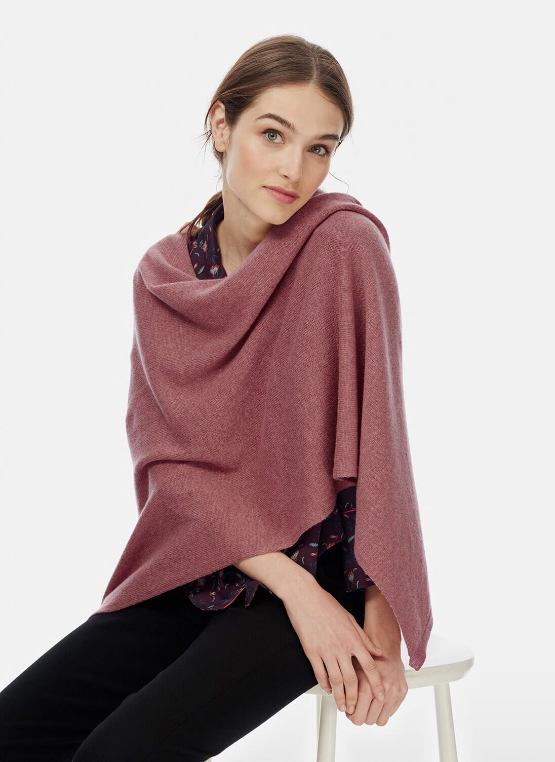 Rosewood Cashmere Gauzy Knit Poncho | Ponchos & Capes | Brora