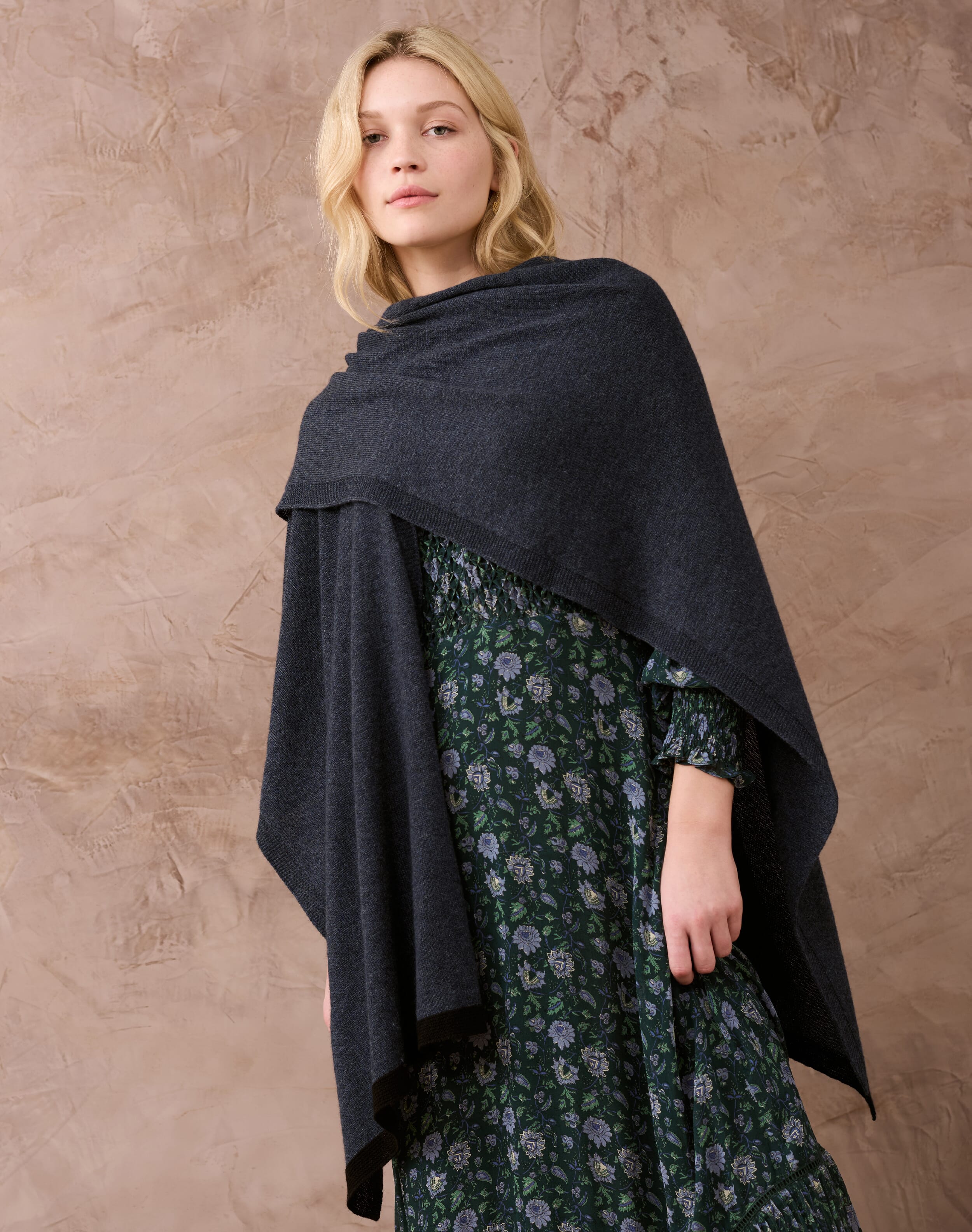 Cashmere Contrast Trim Cape Steel