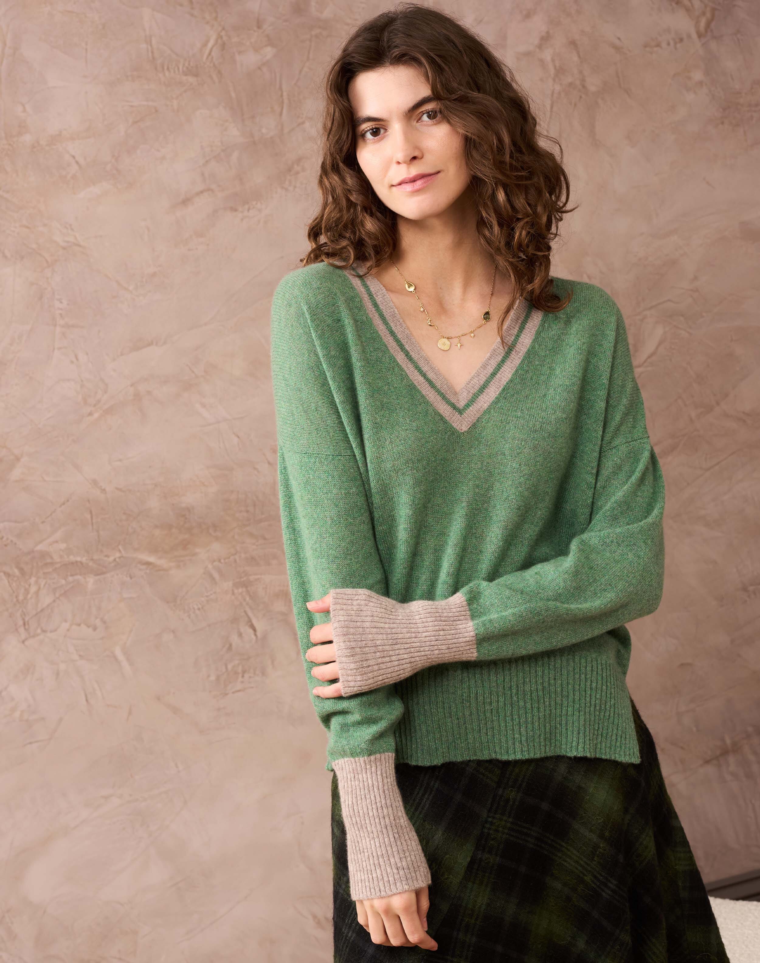 Cashmere Gauzy V Neck Jumper Thyme ash