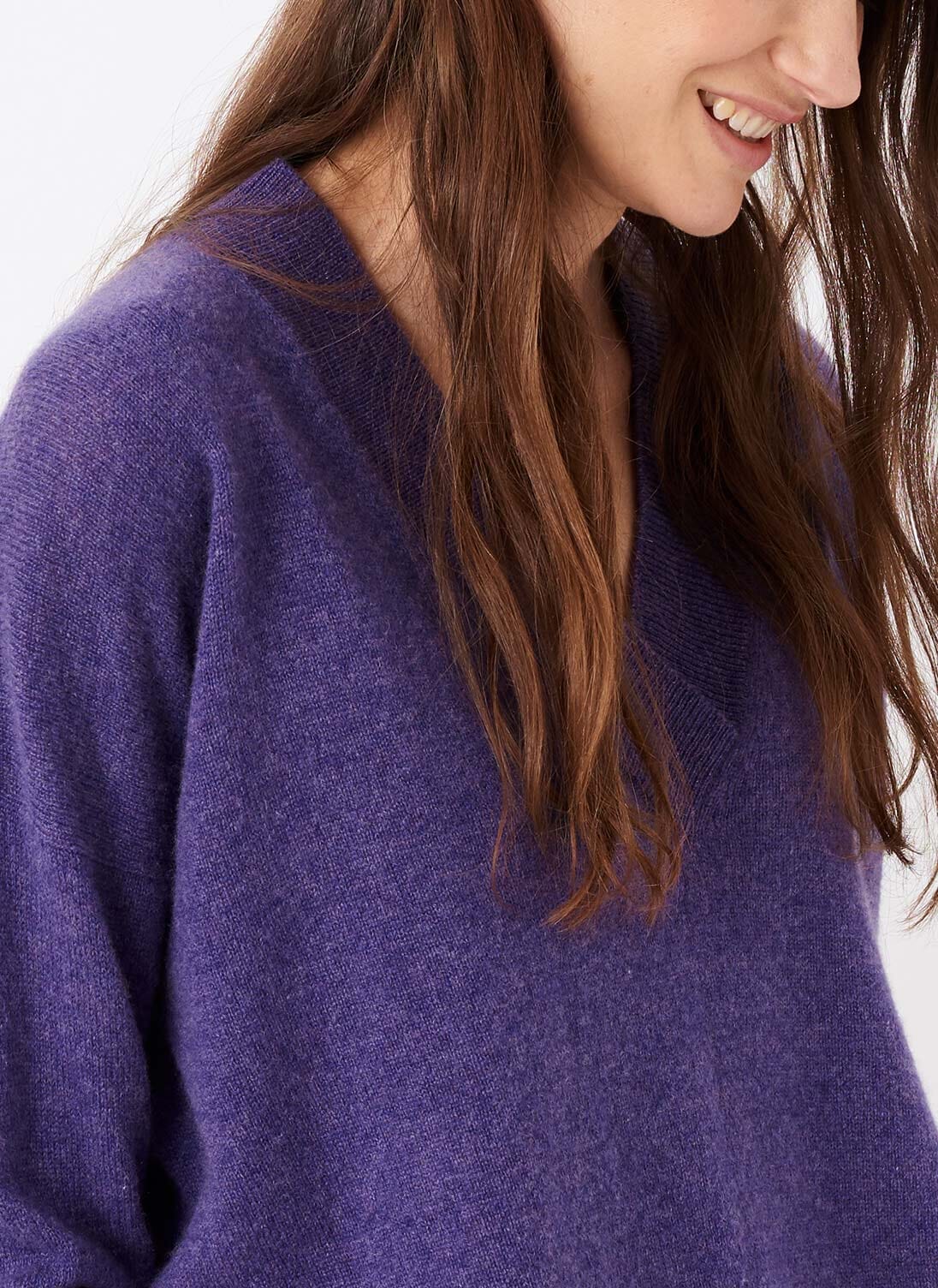 Xara® | V-Neck Jumper